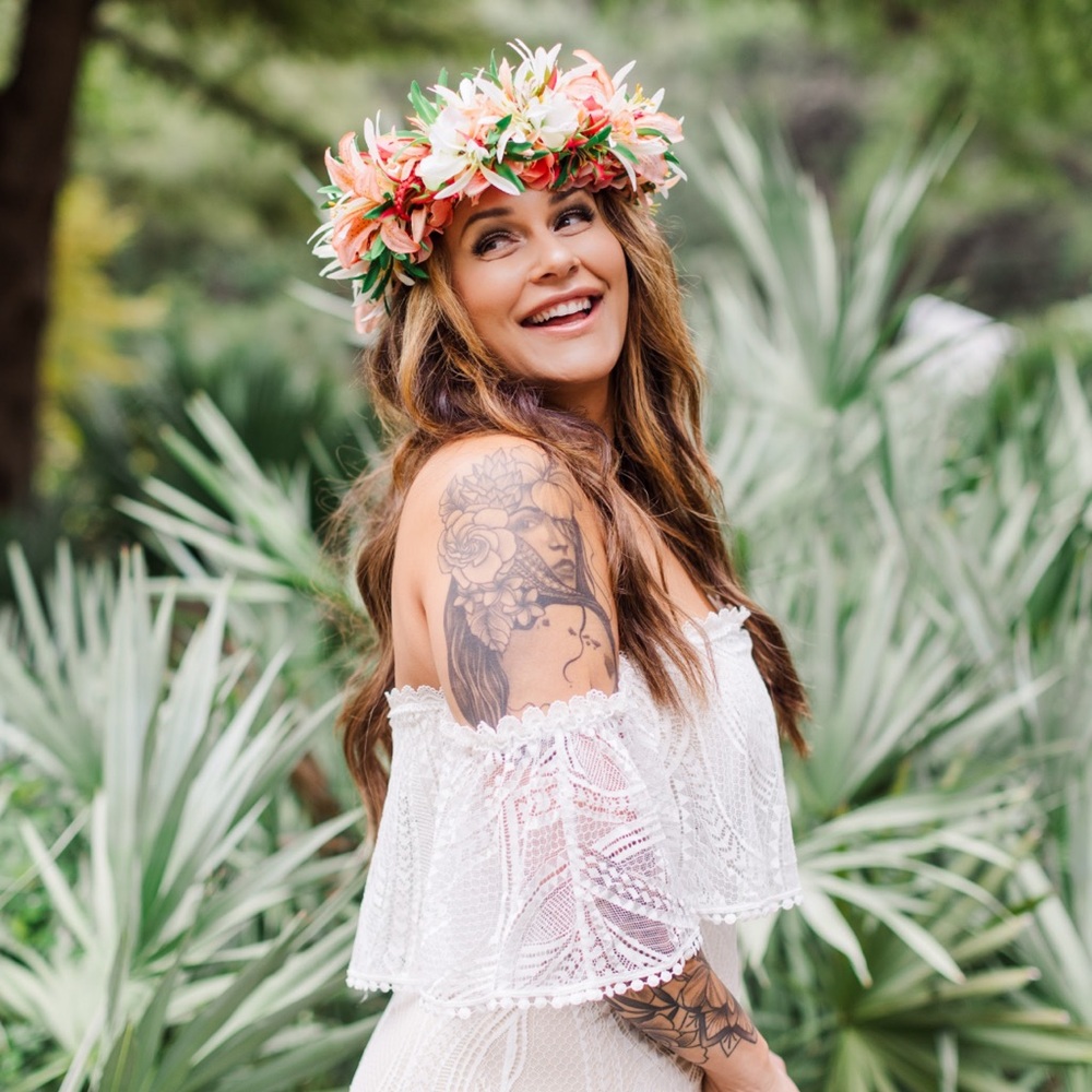 LULUS LACE WEDDING DRESS